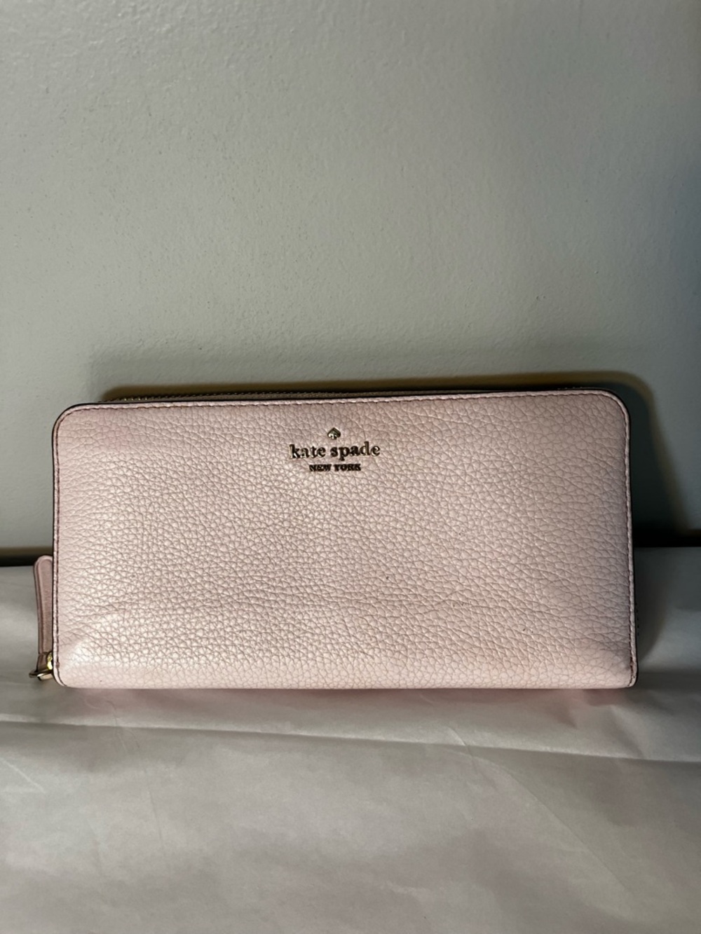 Kate Spade Zip Around Wallet